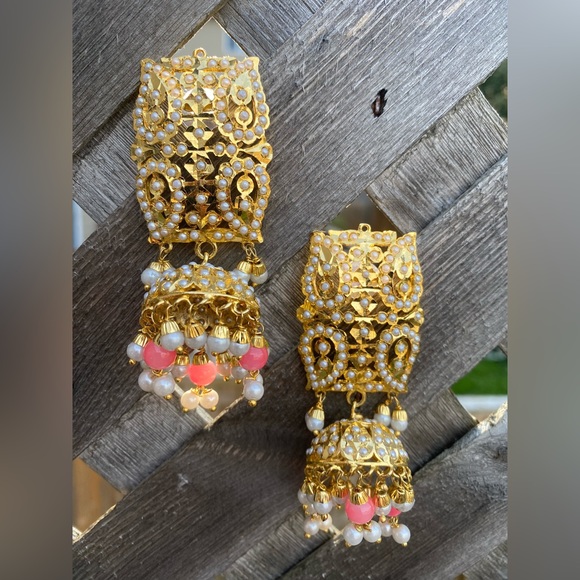 Light weight Earrings - Indian Jewelry - Picture 4 of 4